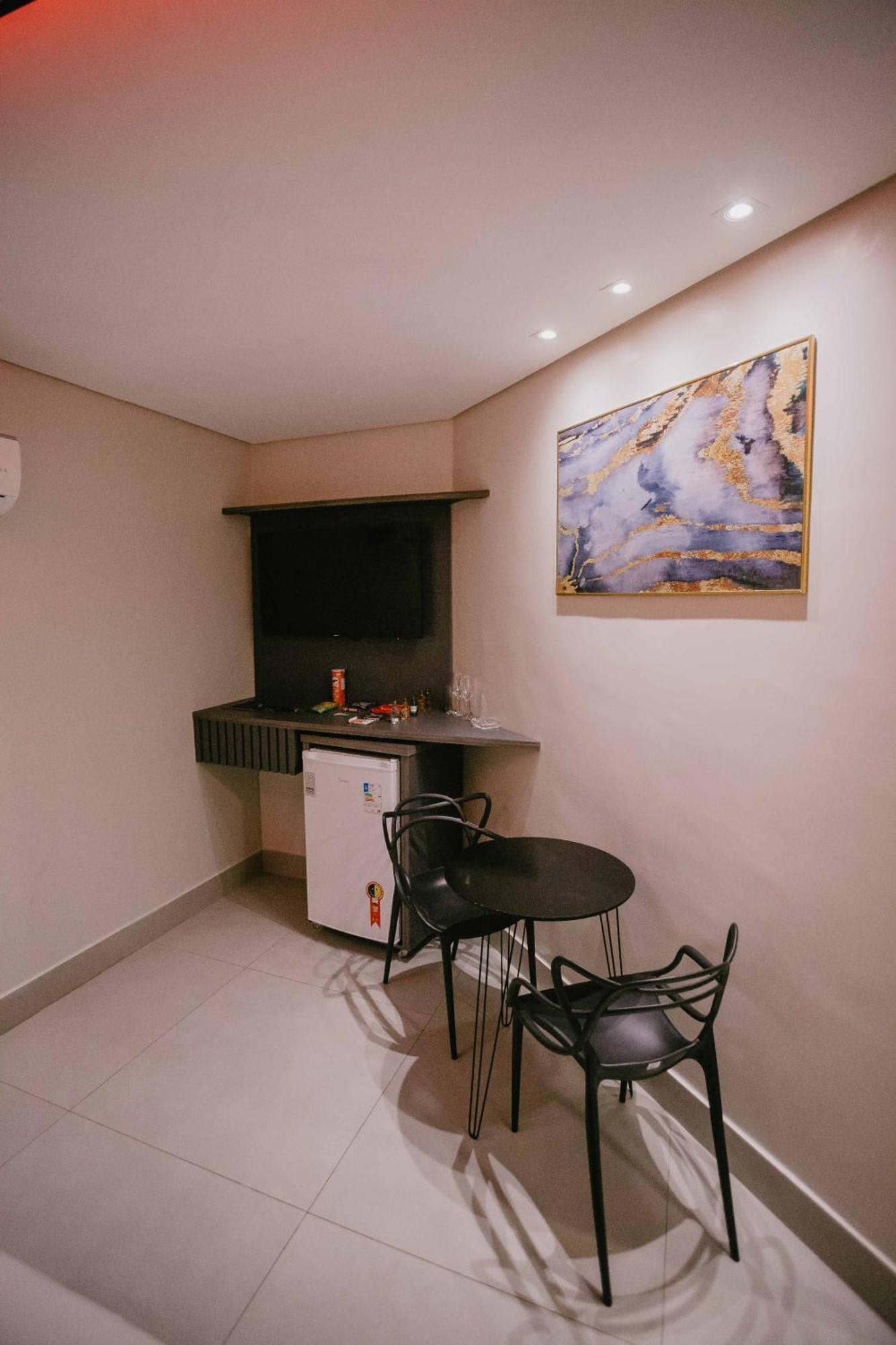 Bliss Love hotel *